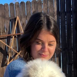 Meet your Posher, Brenna